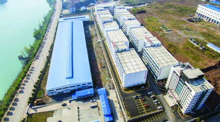 航拍瀘溪縣武溪鎮(zhèn)高新技術(shù)產(chǎn)業(yè)開發(fā)區(qū)標準廠房